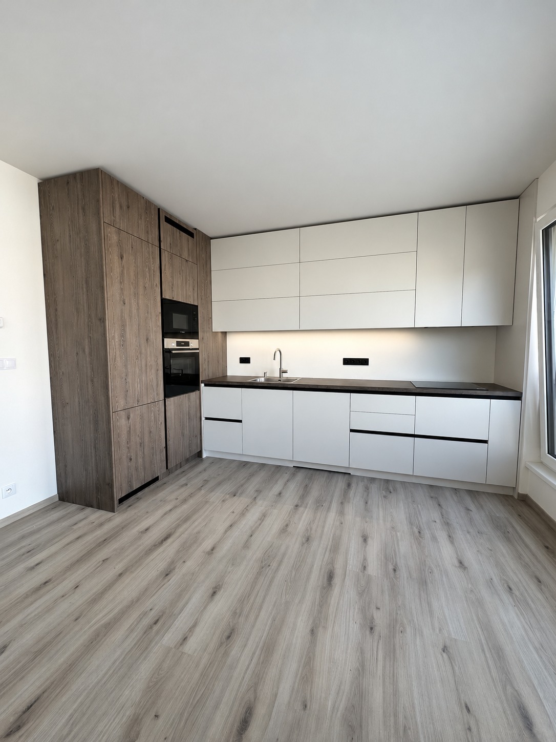 Nábytek na míru — realizace Vamax Design 3